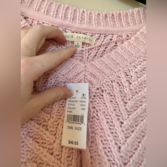 Pacsun LA hearts v-neck cropped sweater - Picture 3 of 5